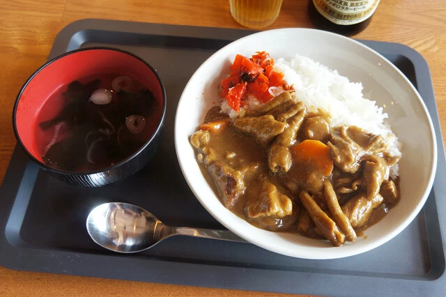 【もつカレー】ごろごろ、とろとろのもつがカレーと融合。もつ煮専門店のもつカレーが絶品だった:パリッコ『今週のハマりめし』第241回